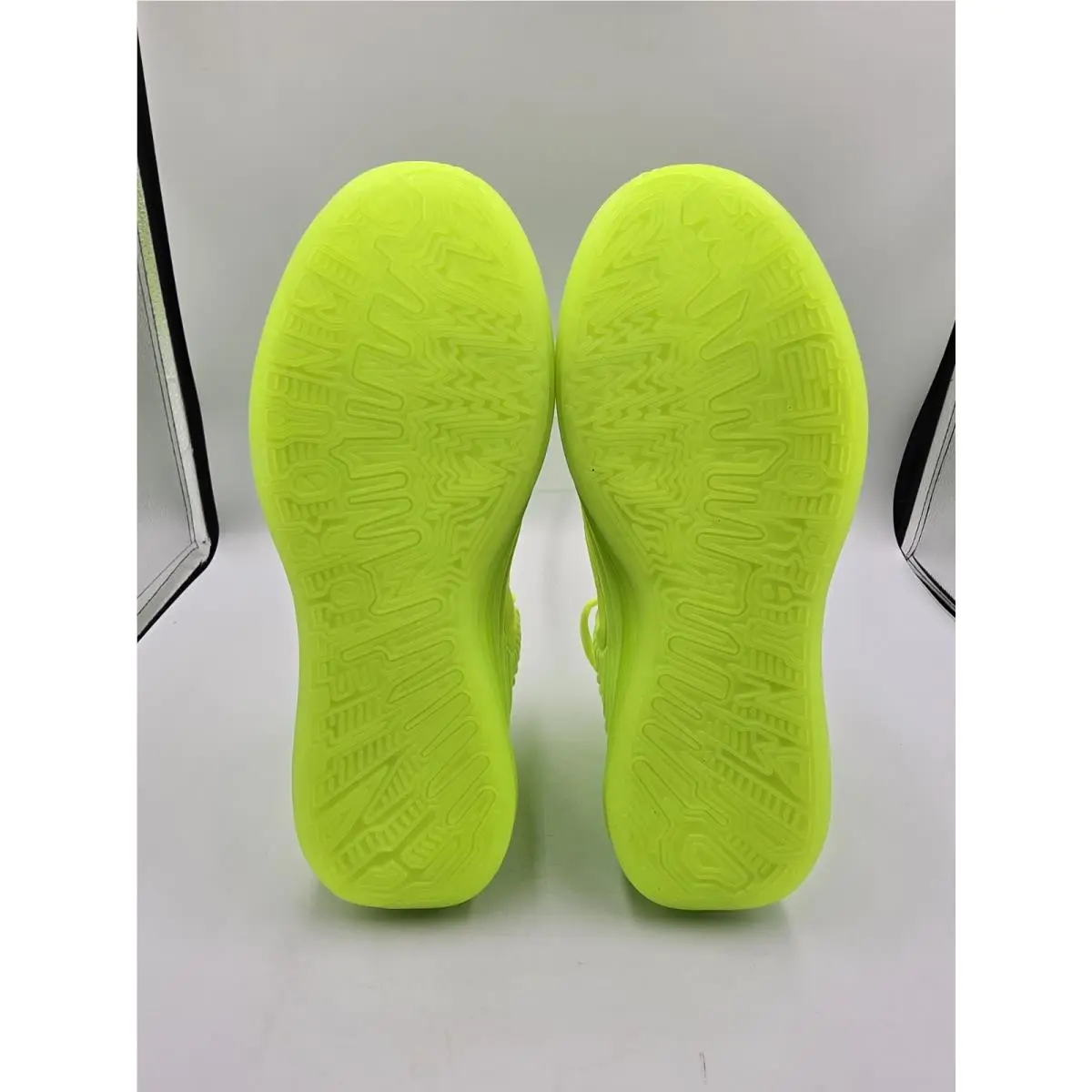 Nike shoes - Nike 7 - HF3450-700 - Green 1