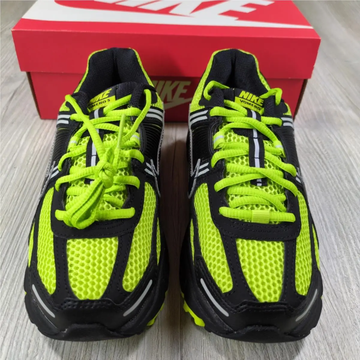 Nike shoes - Black 1