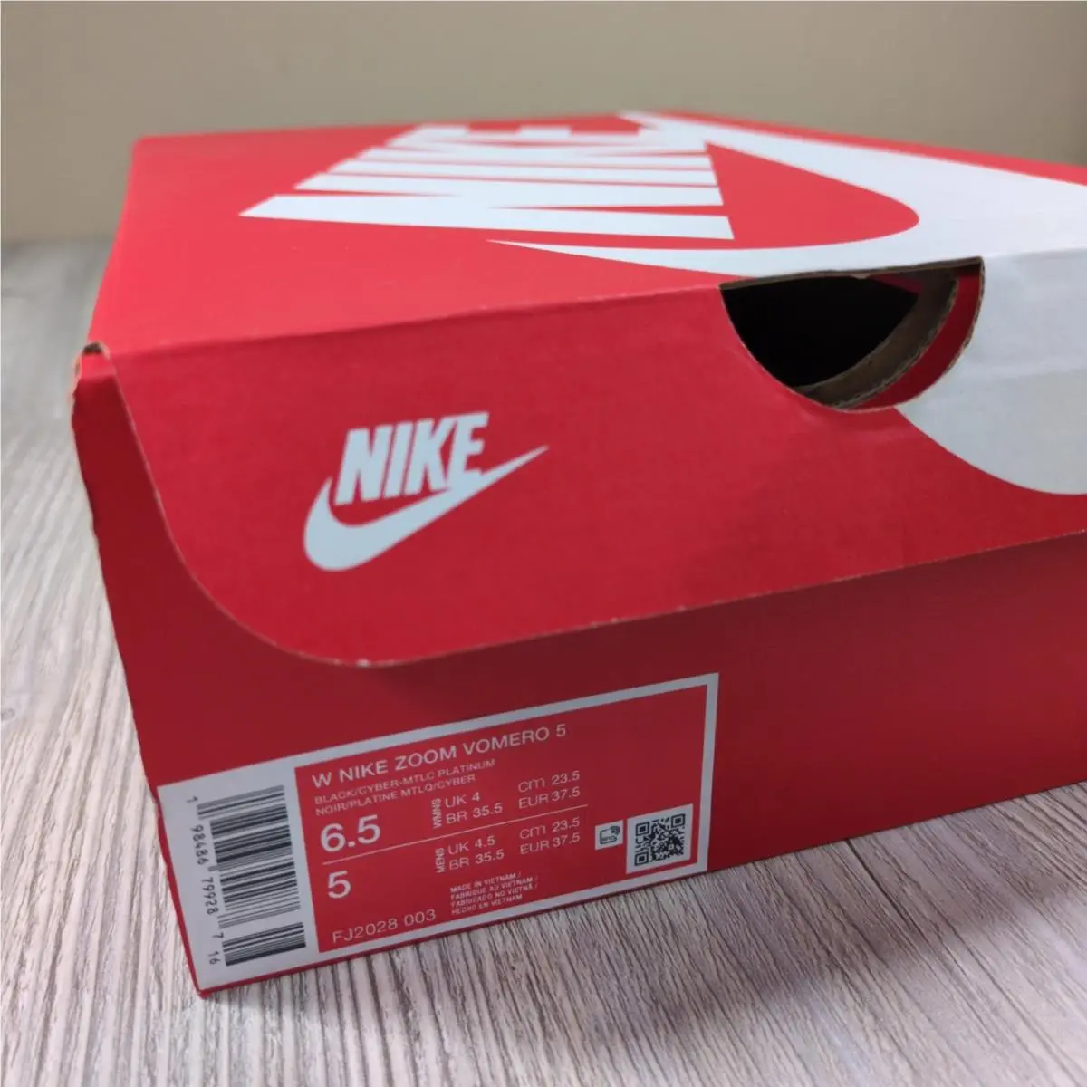 Nike shoes - Black 5