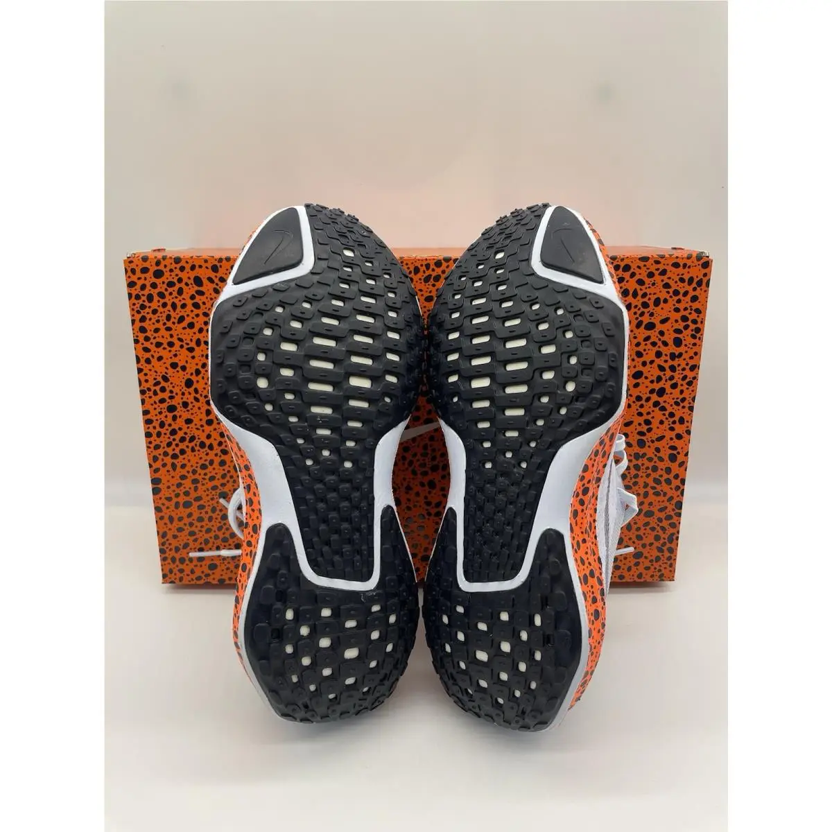 Nike shoes - Nike ZoomX Invincible - ZoomX Invincible - Multicolor 3