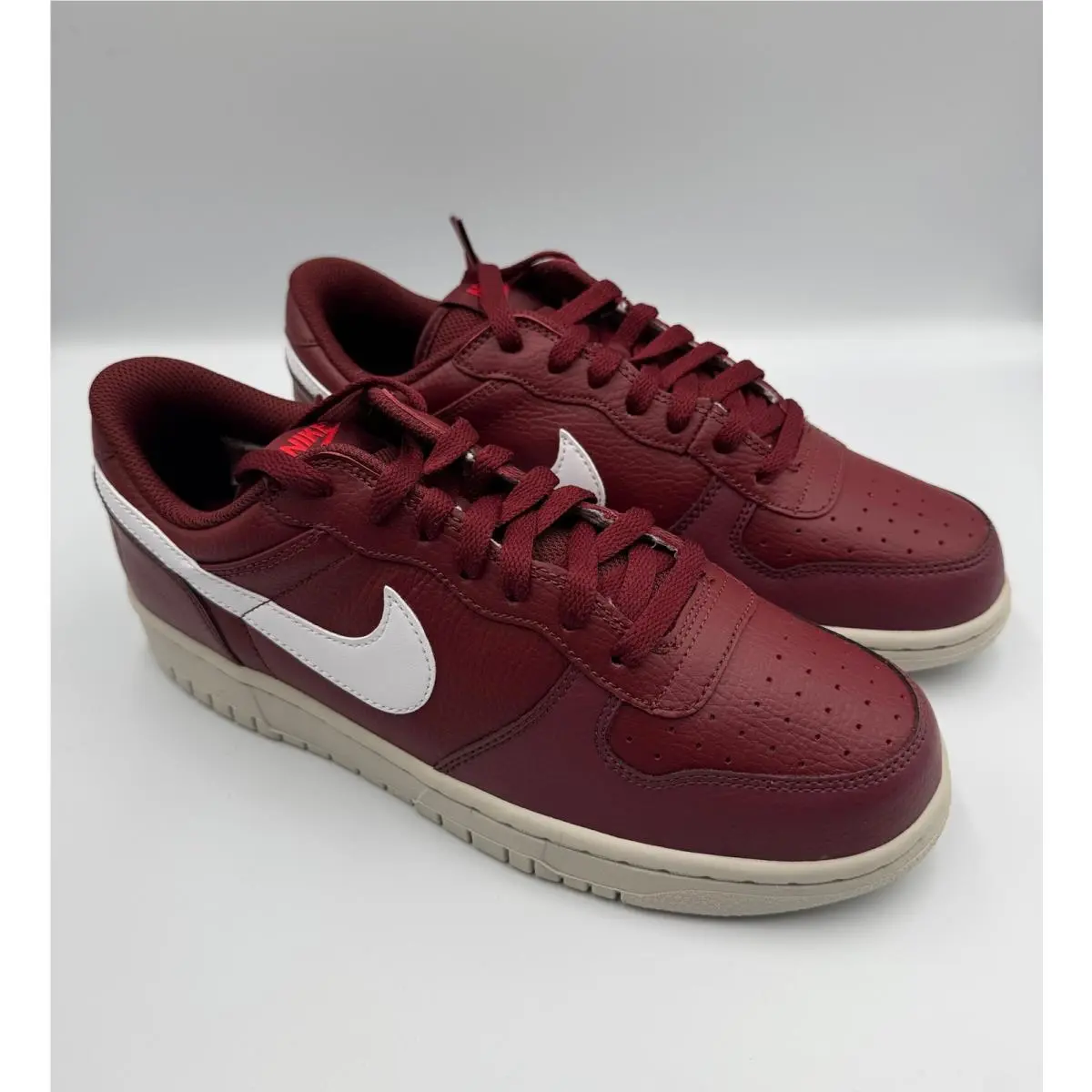 Nike shoes - Red 0