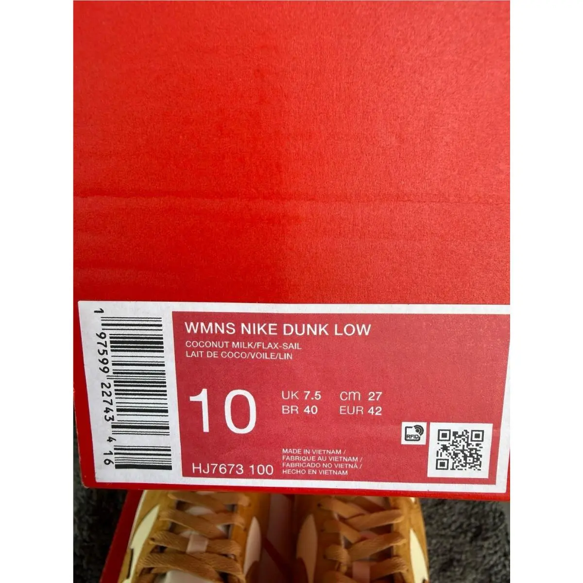 Nike shoes - Nike Essentialist - Essentialist - COCONUT MILK / SAIL 5