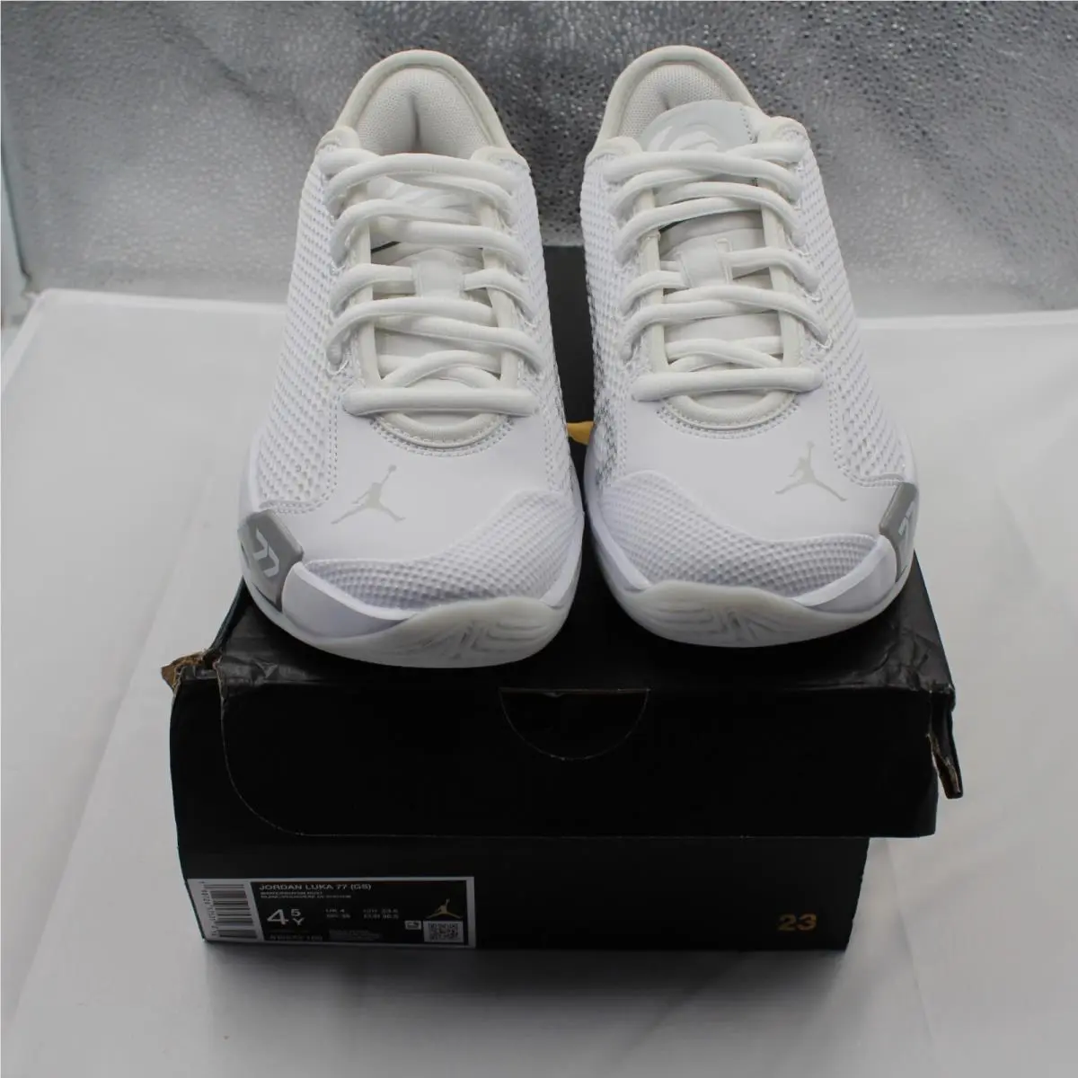 Nike shoes - Luka 77 - Luka - White 0
