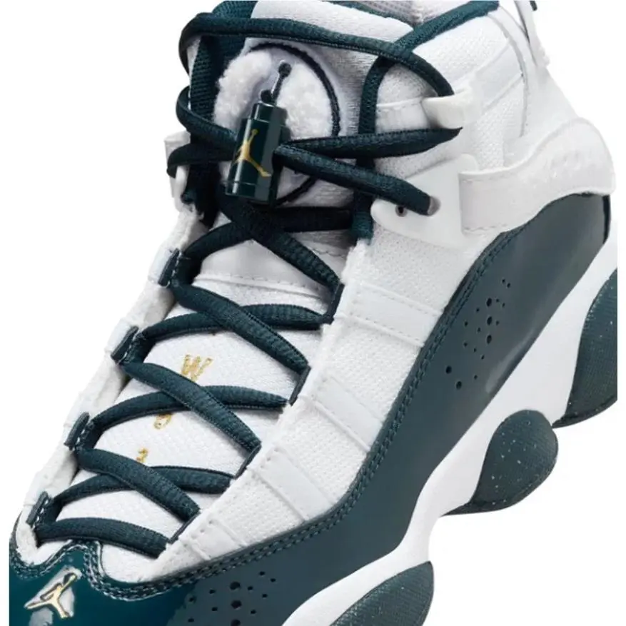 Nike shoes - White 3