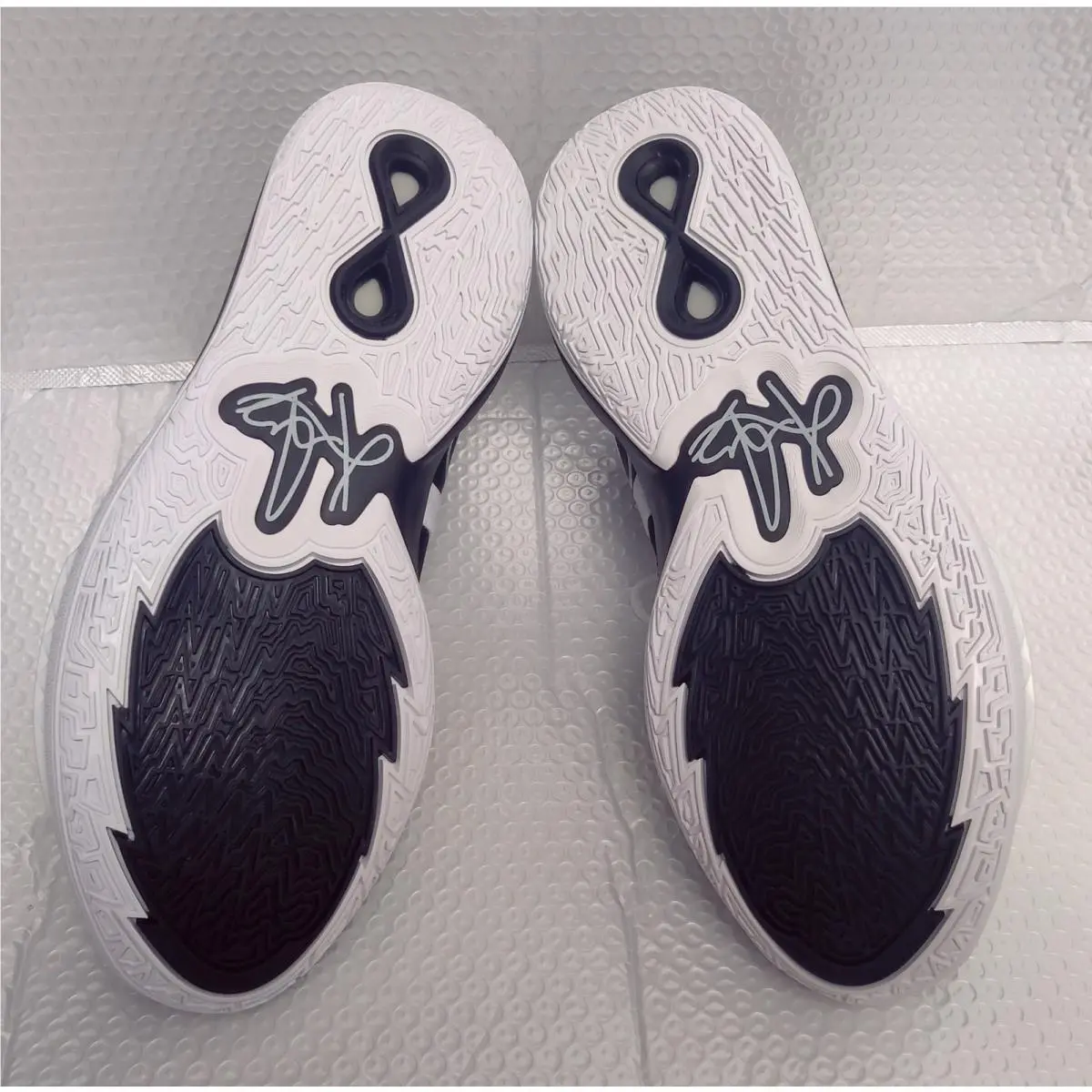 Nike shoes - Nike Kyrie Infinity - Kyrie Infinity - DX6653 002 Promo - black white 9
