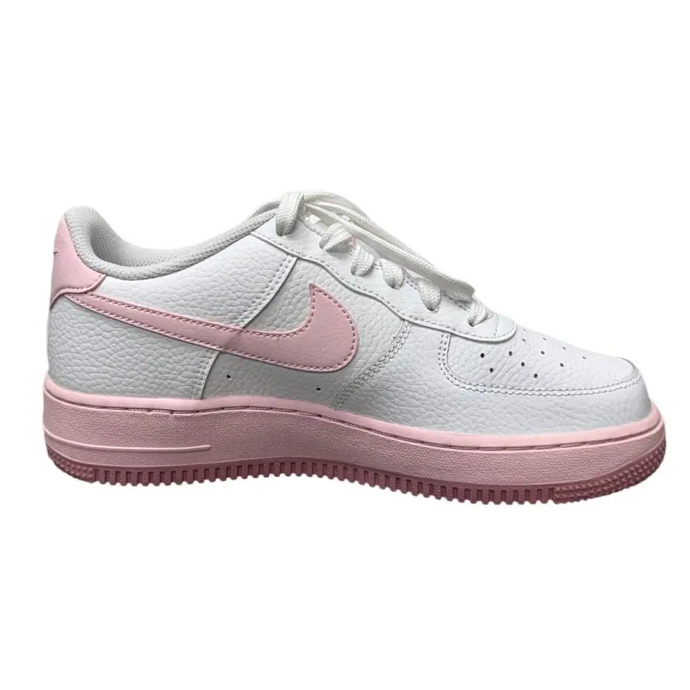 Nike shoes - White 3