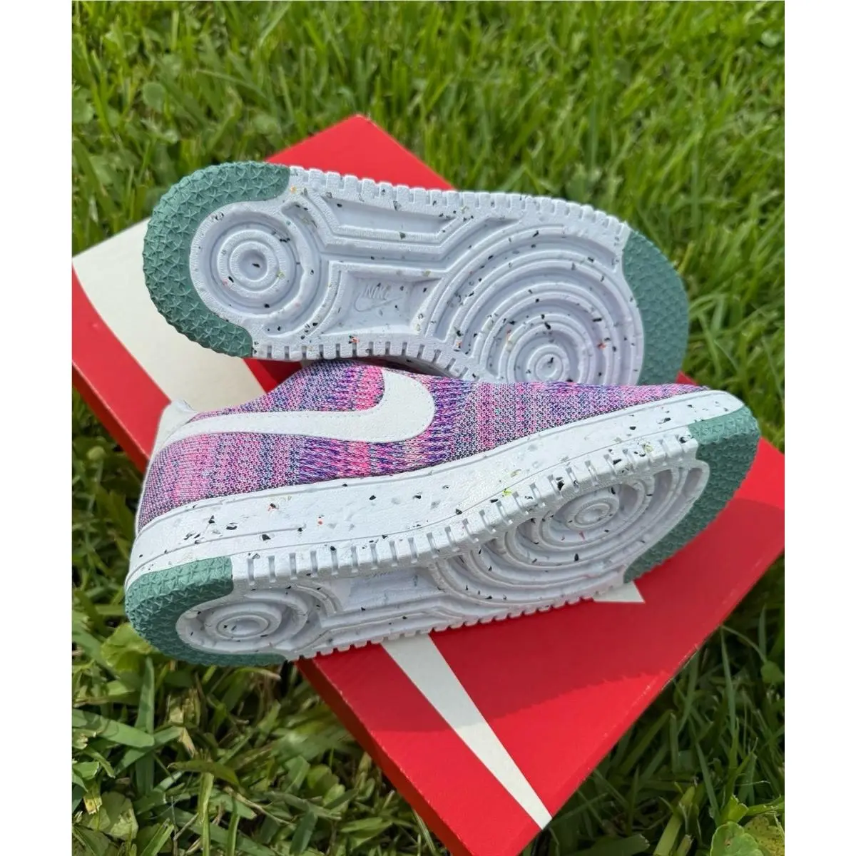Nike shoes - Nike Essentialist - Essentialist - PINK / WHITE 3