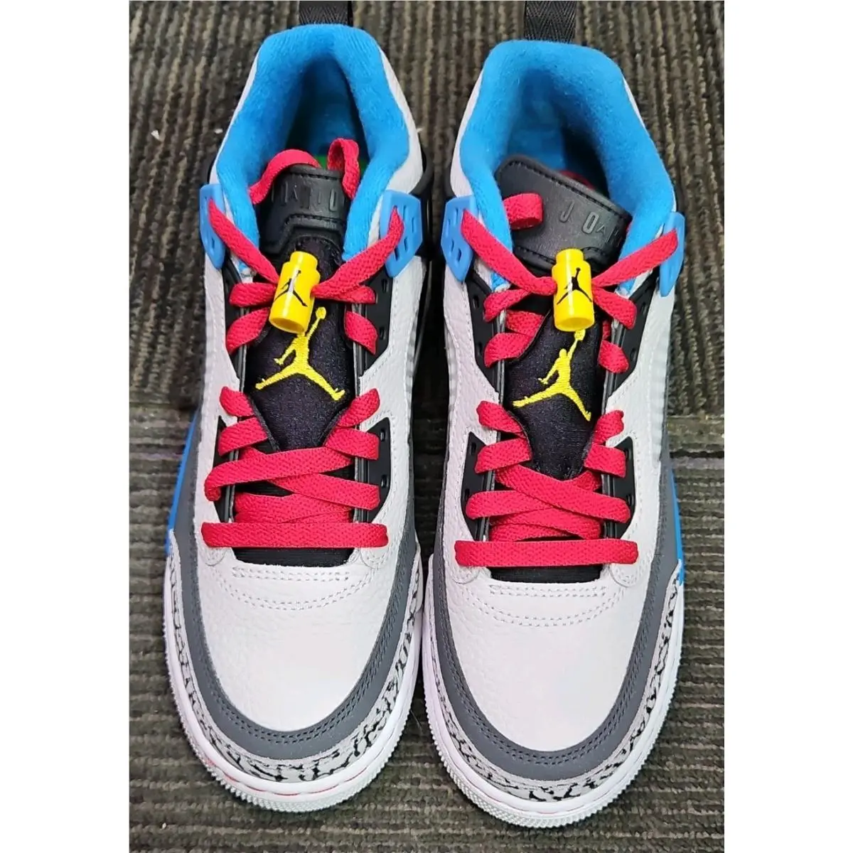 Nike shoes - Nike IM7423-004 Jordan Spizike Low SE (GS) - IM7423-004 - Neutral Grey/Varsity Maize 11