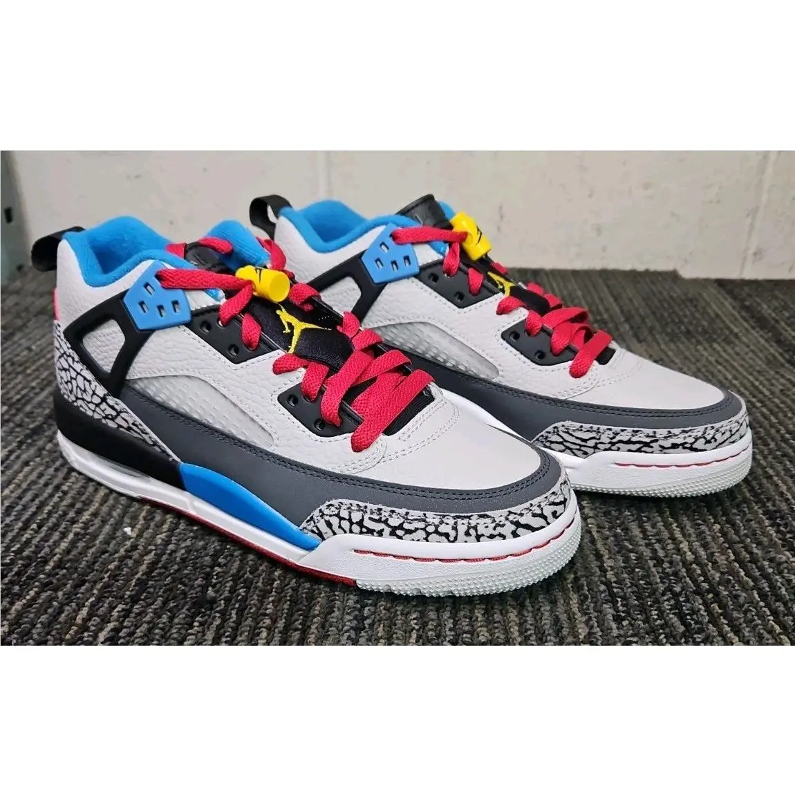 Nike shoes - Nike IM7423-004 Jordan Spizike Low SE (GS) - IM7423-004 - Neutral Grey/Varsity Maize 1