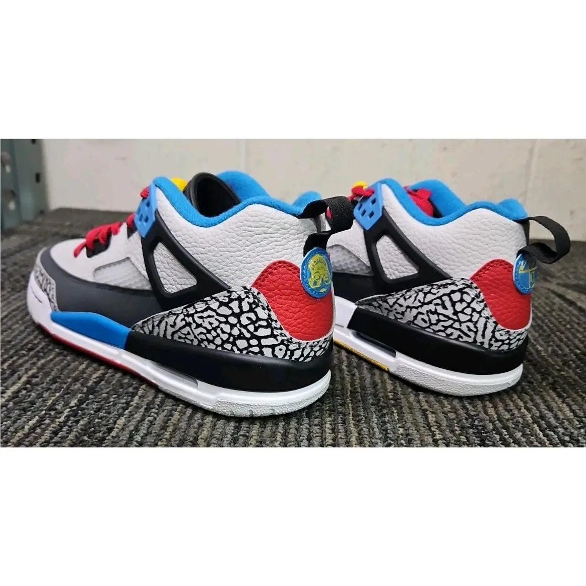 Nike shoes - Nike IM7423-004 Jordan Spizike Low SE (GS) - IM7423-004 - Neutral Grey/Varsity Maize 5