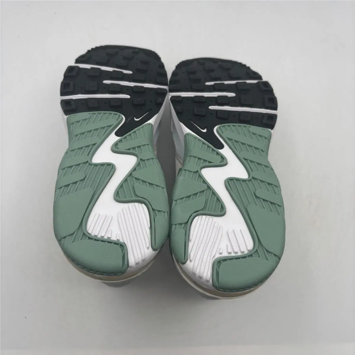 Nike shoes - Nike Air Max Excee - Air Max Excee - White 3