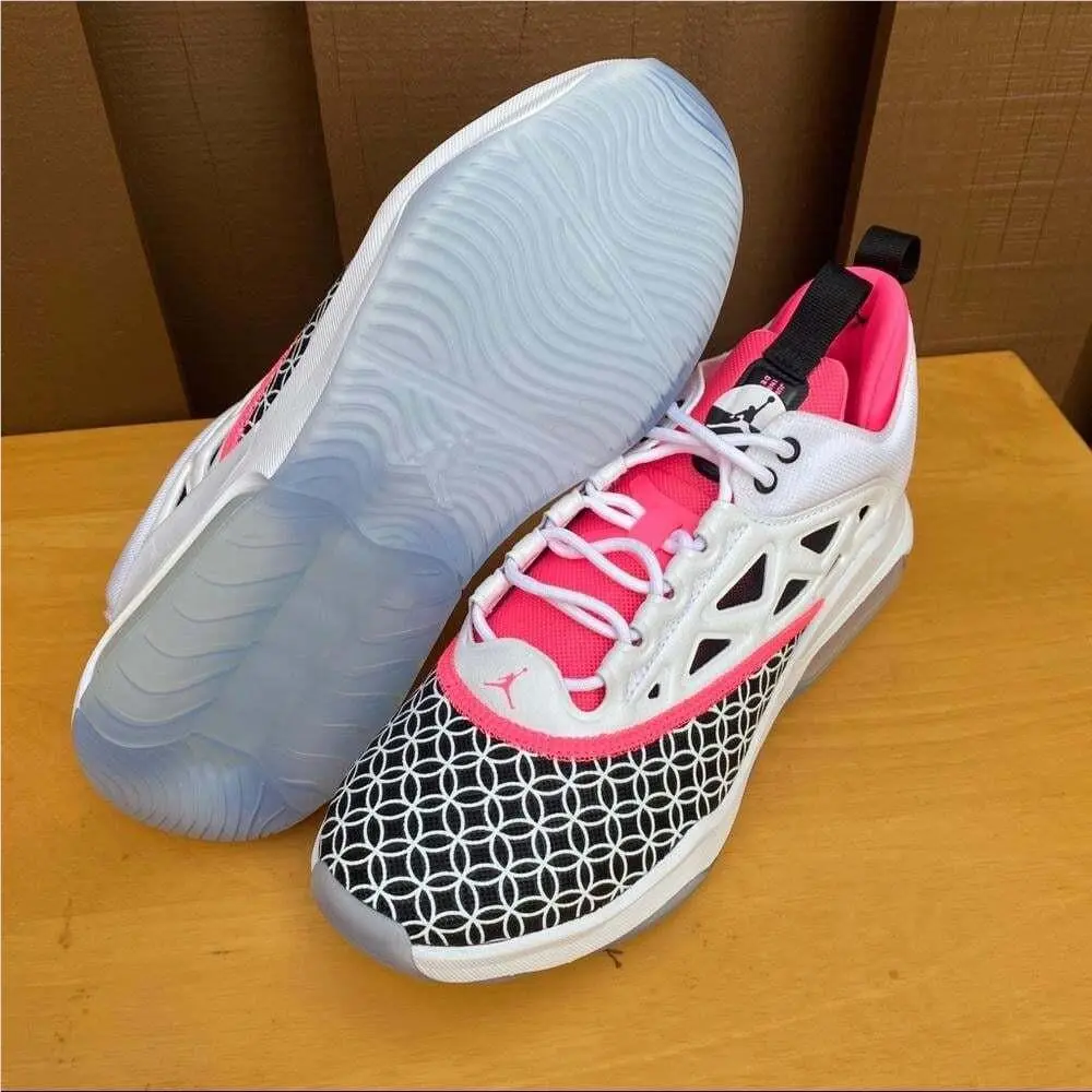Nike shoes - Pink 1