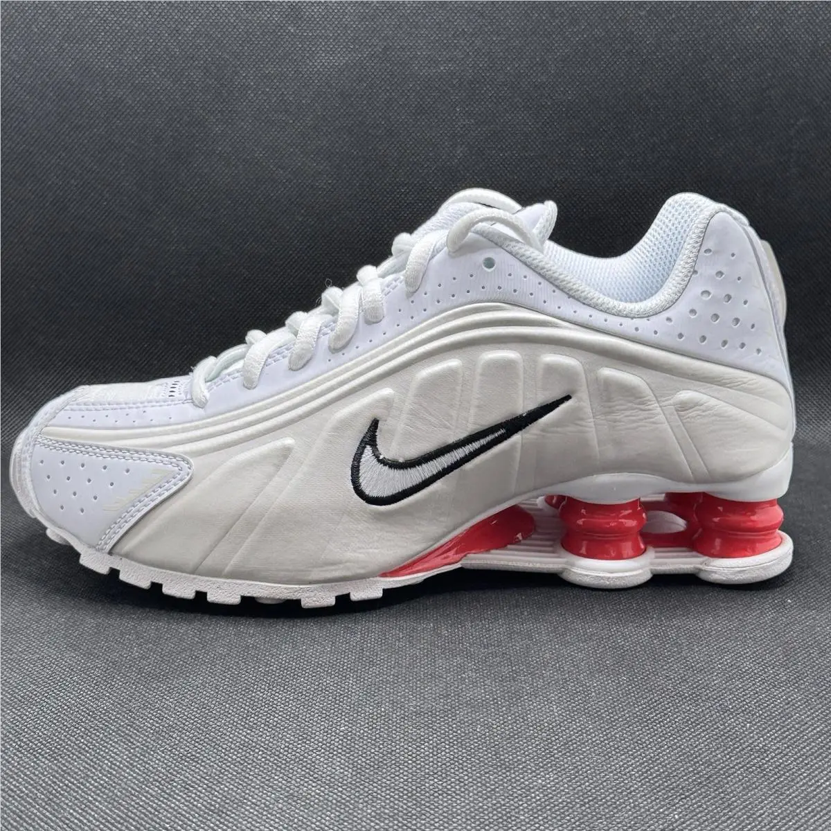 Nike shoes - Nike Shox R4 - Shox - White / Red 12