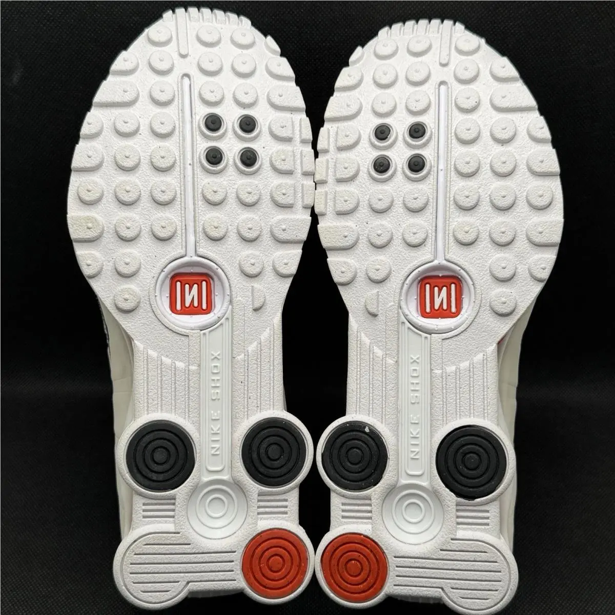 Nike shoes - Nike Shox R4 - Shox - White / Red 15