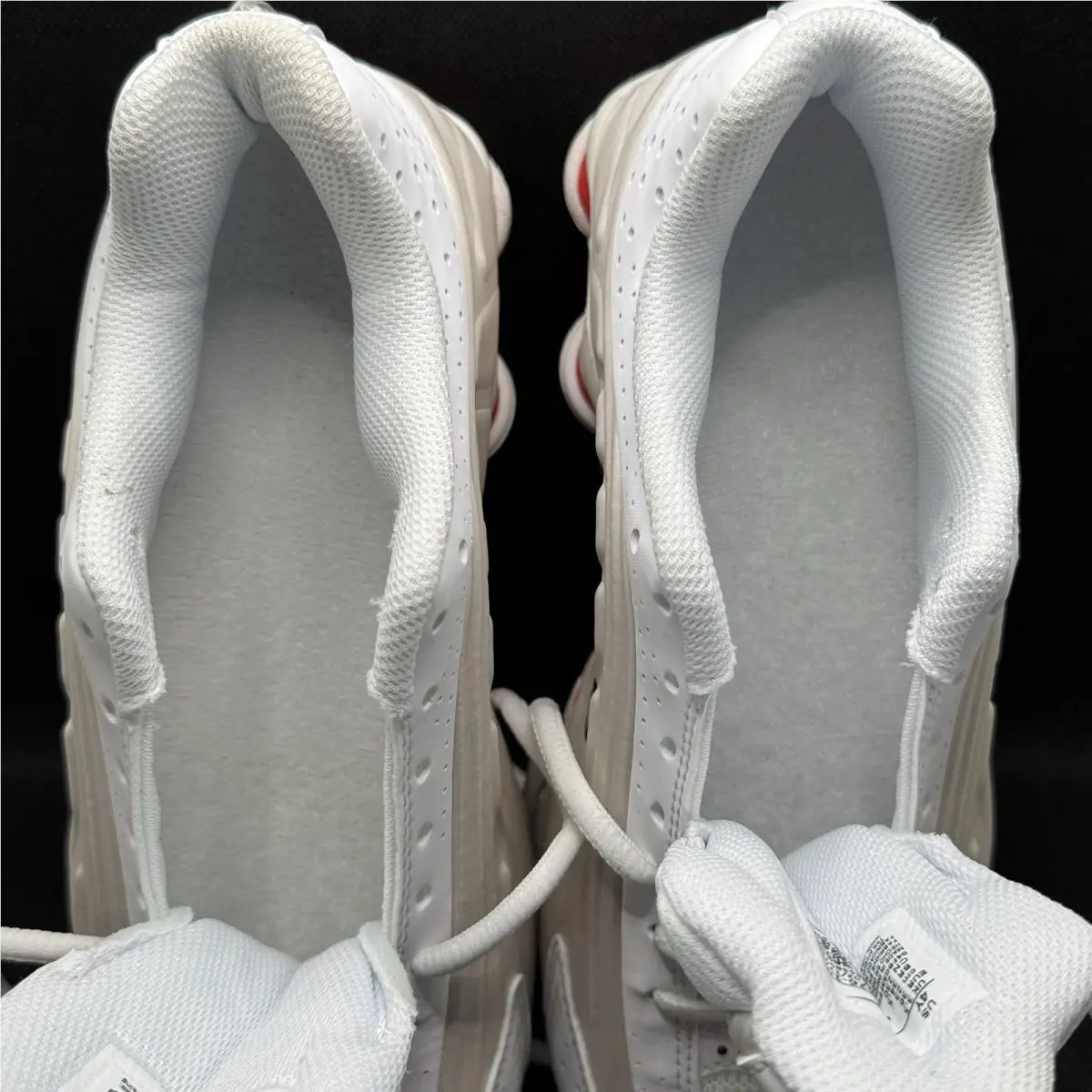 Nike shoes - Nike Shox R4 - Shox - White / Red 16