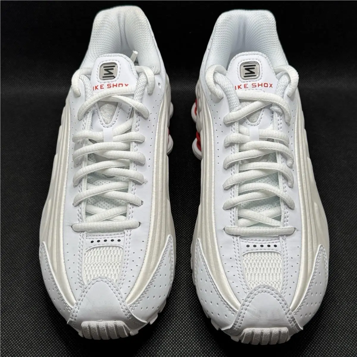 Nike shoes - Nike Shox R4 - Shox - White / Red 3
