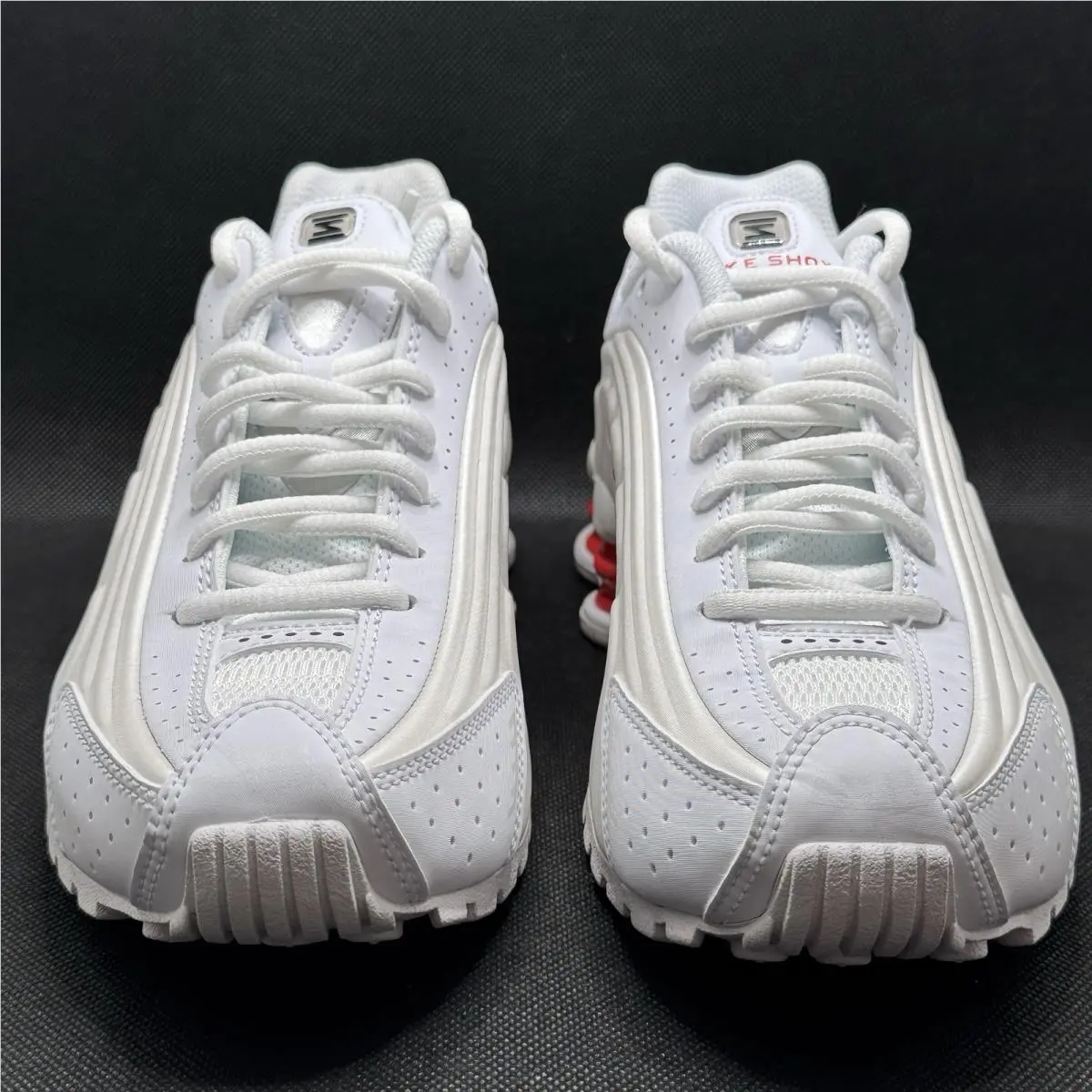 Nike shoes - Nike Shox R4 - Shox - White / Red 4