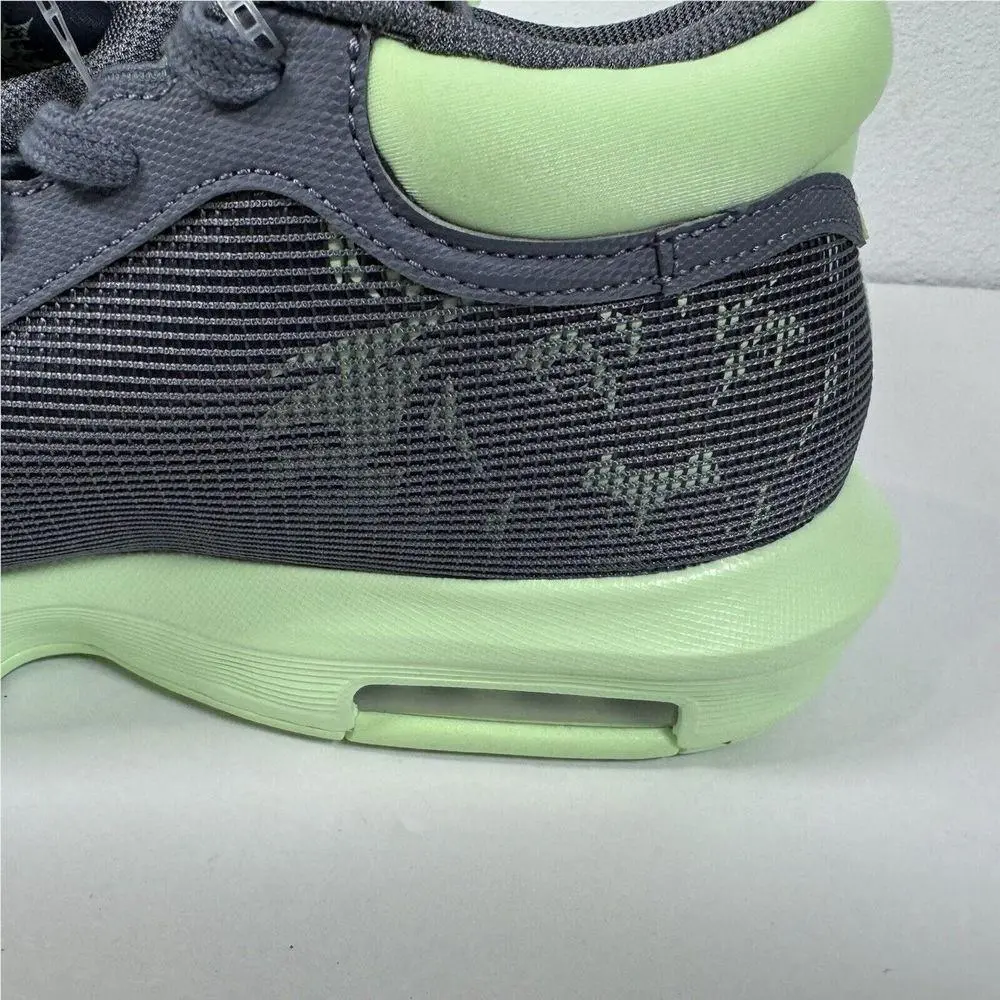 Nike shoes - Green 11