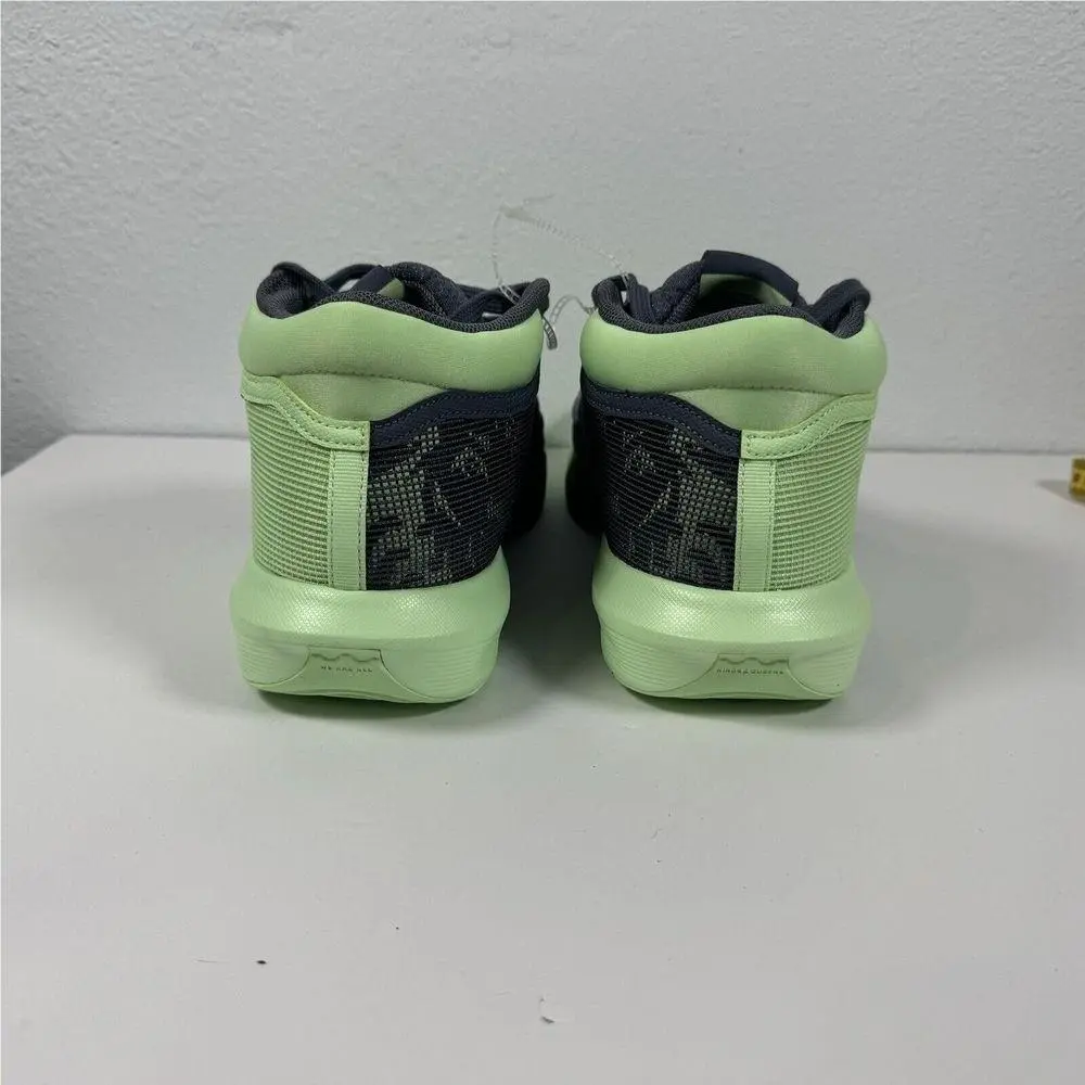 Nike shoes - Green 3