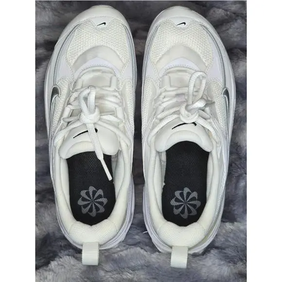 Nike shoes - Nike Air Max Bliss - Air Max Bliss - White 2