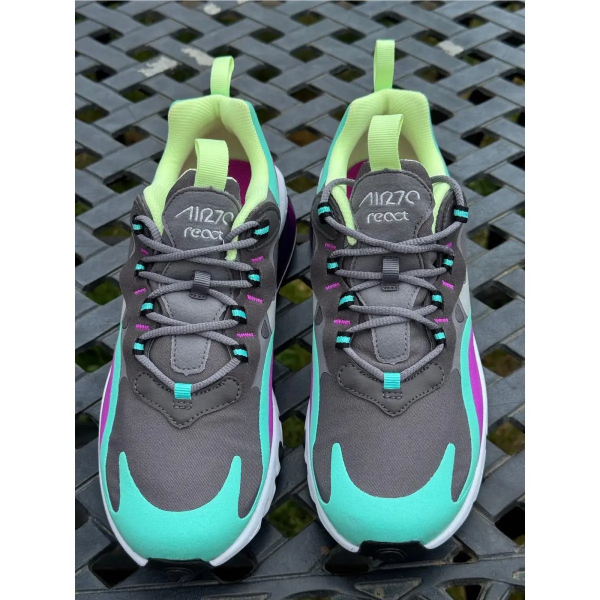 Nike shoes - Gray 0