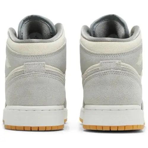 Nike shoes - Gray 2