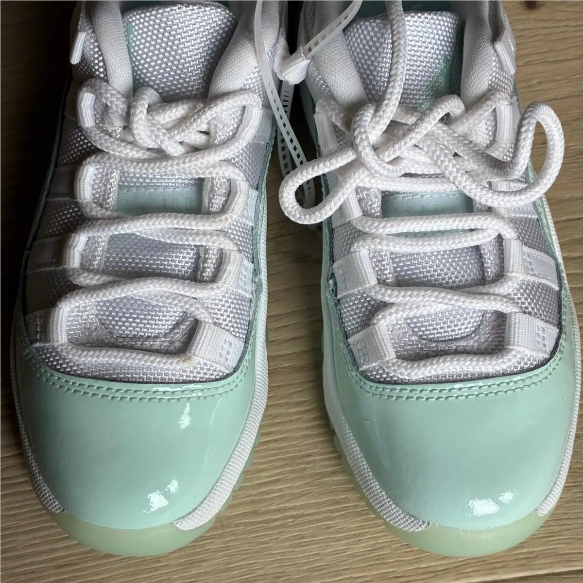 Nike shoes - Jordan 11 Retro Low Igloo - White 2