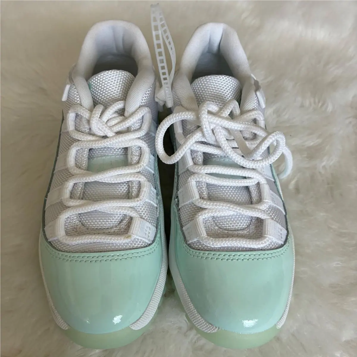 Nike shoes - Jordan 11 Retro Low Igloo - White 5