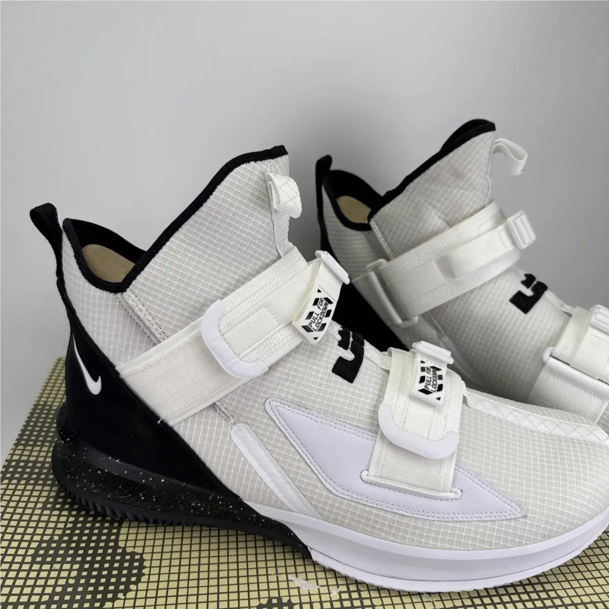 Nike shoes - Nike LeBron Soldier XIII - LeBron Soldier XIII - Black & White 3