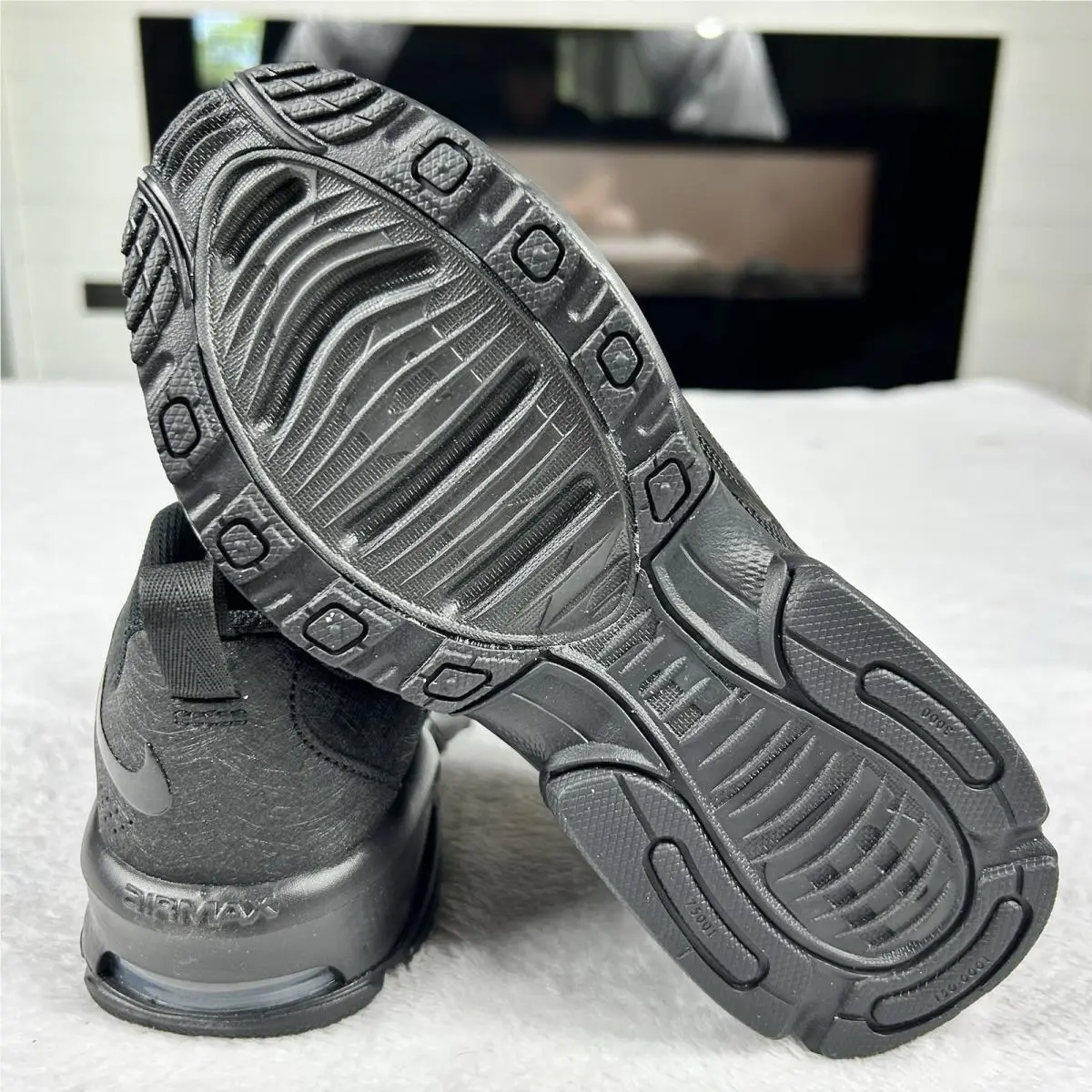 Nike shoes - Nike Fire - Fire - Black (UPC: 0198727201937) 11