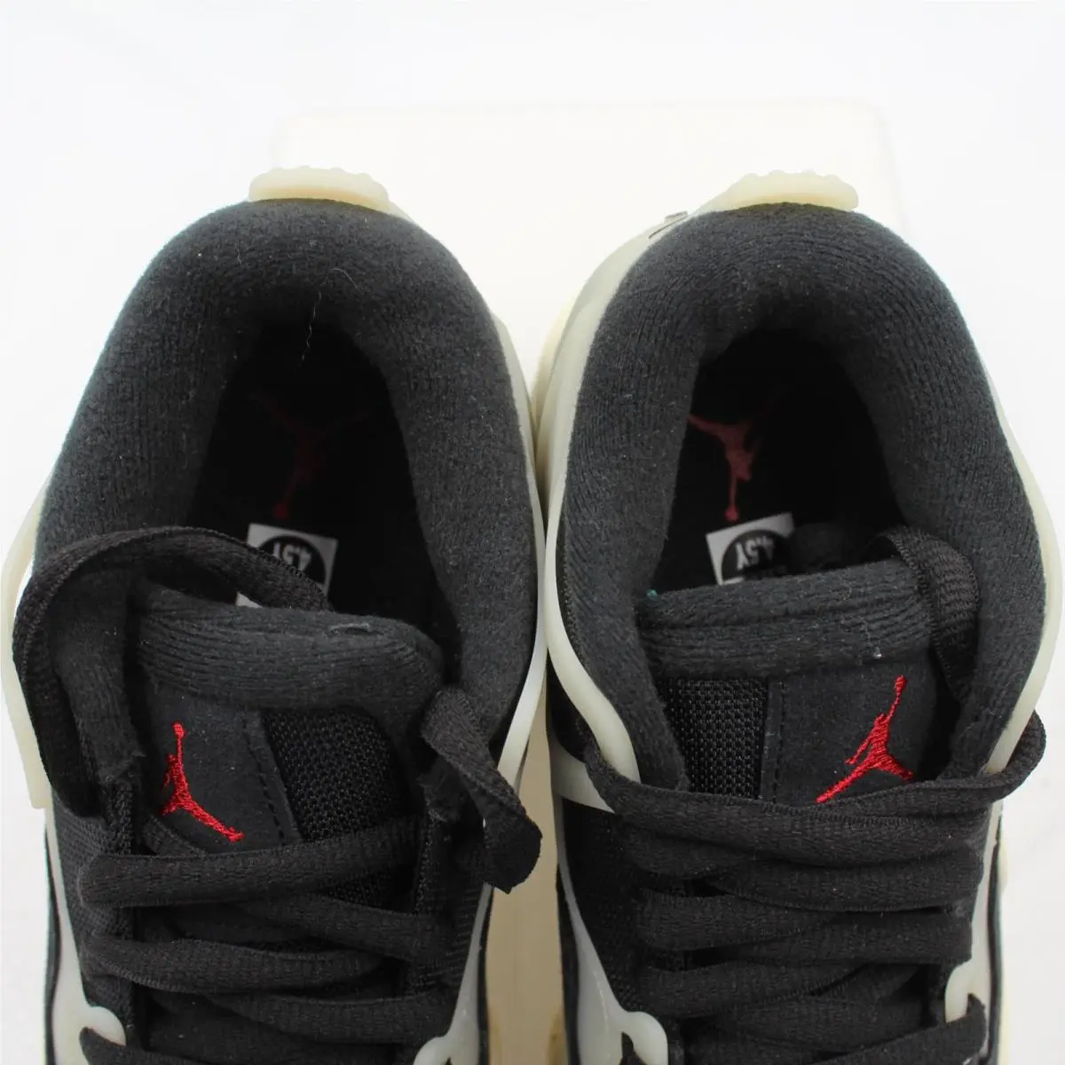 Nike shoes - Air Jordan 4 - Air - Black 4