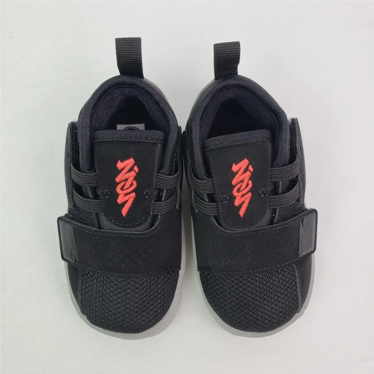 Nike shoes - Black 4