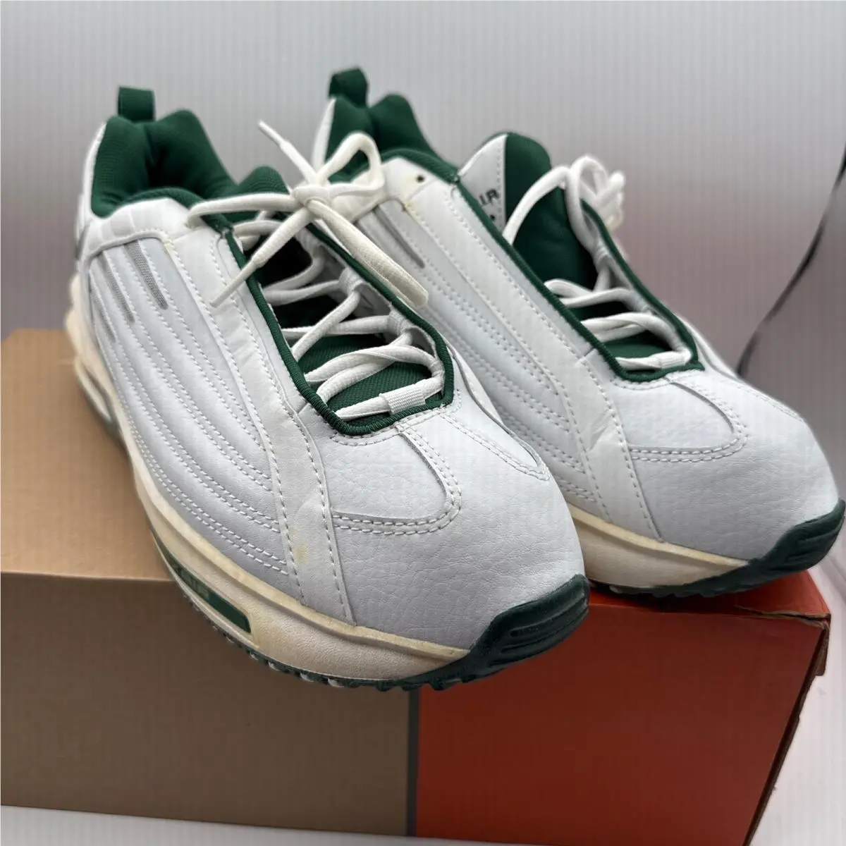 Nike shoes - White 0