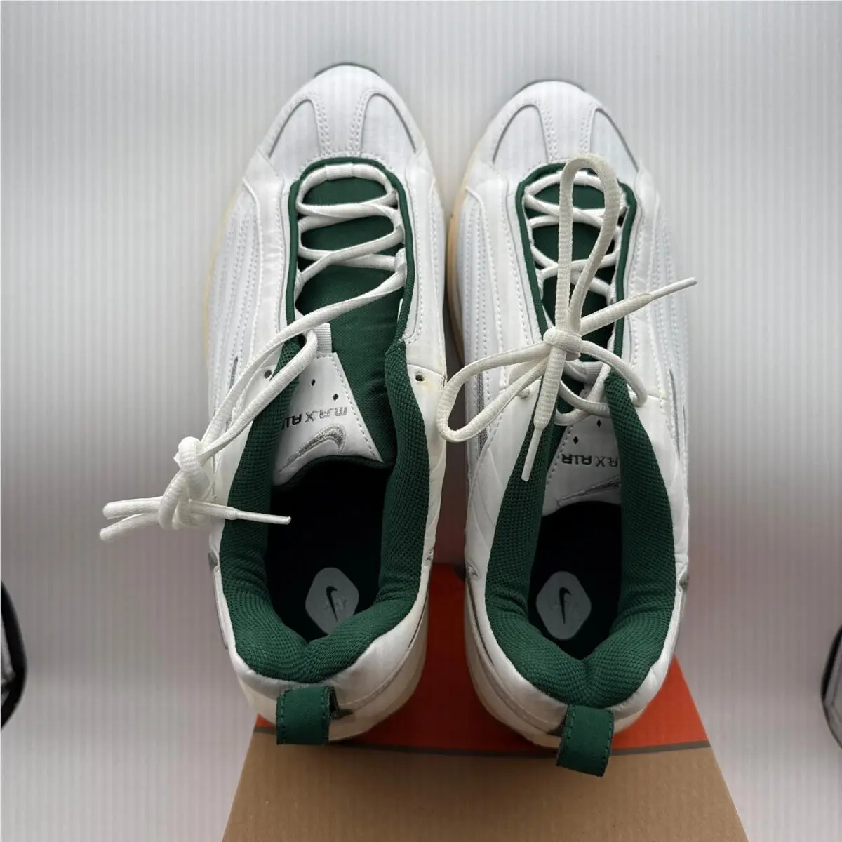 Nike shoes - White 5