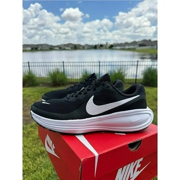 Nike shoes - Nike Revolution - Revolution - black / white 0