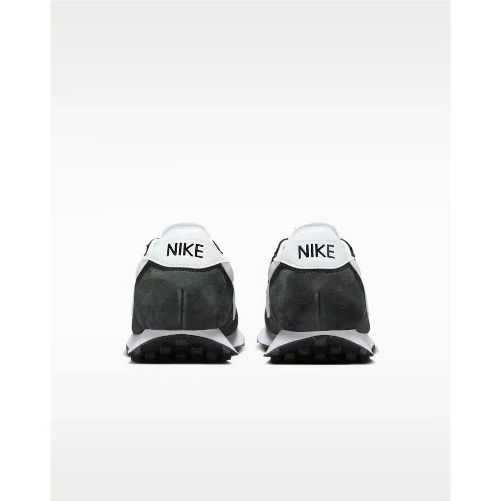 Nike shoes - Black 1