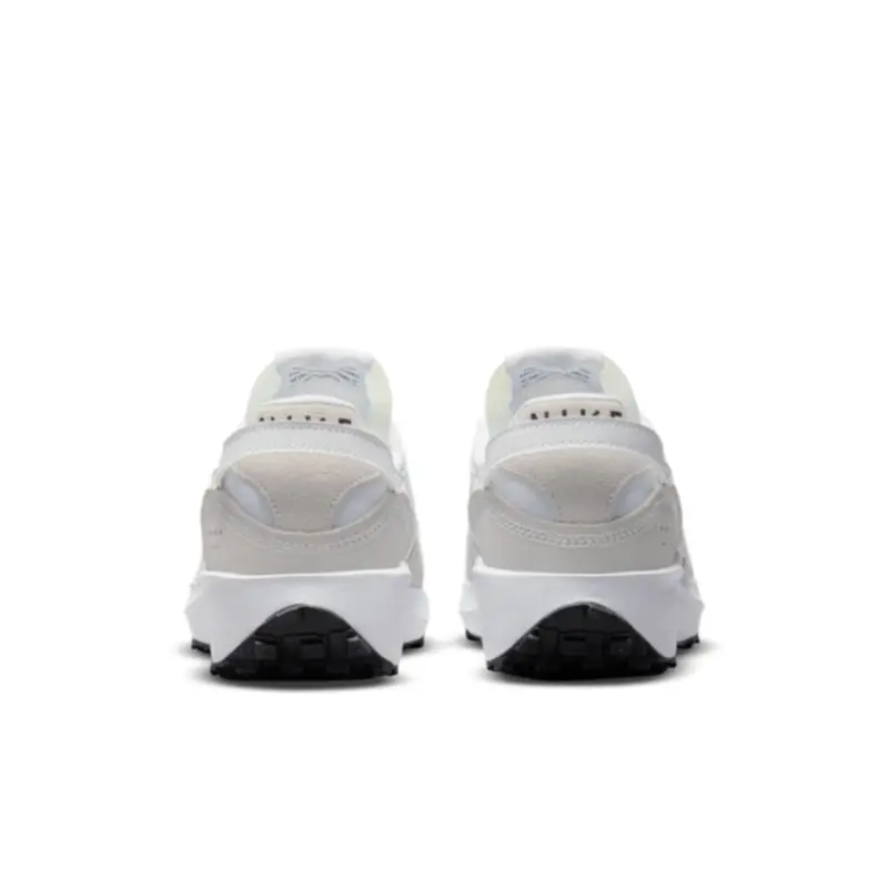 Nike shoes - White 2
