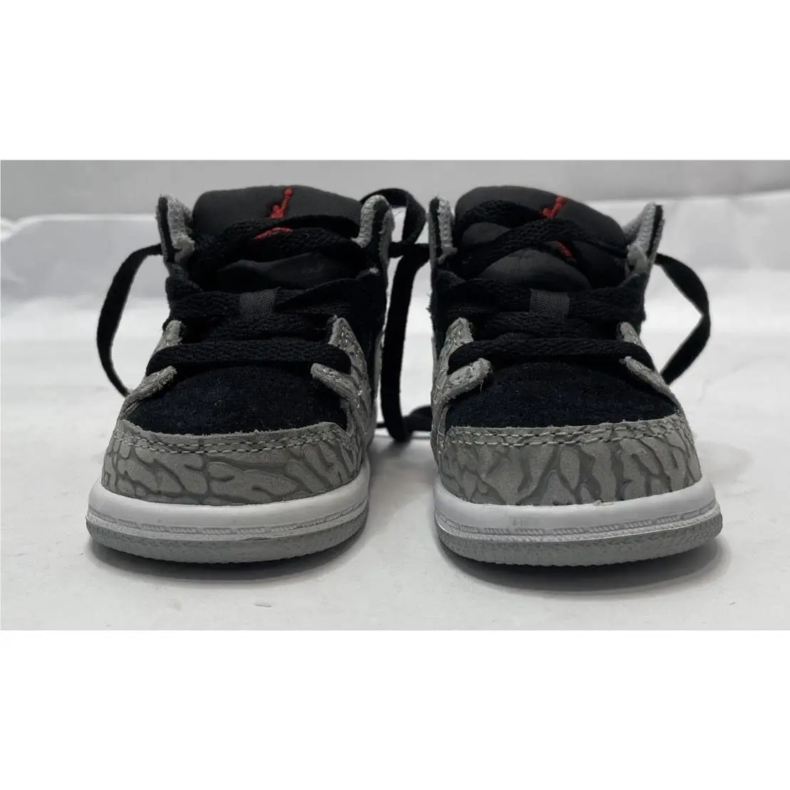 Nike shoes - Air Jordan 1 Mid - Air Mid - Black 1