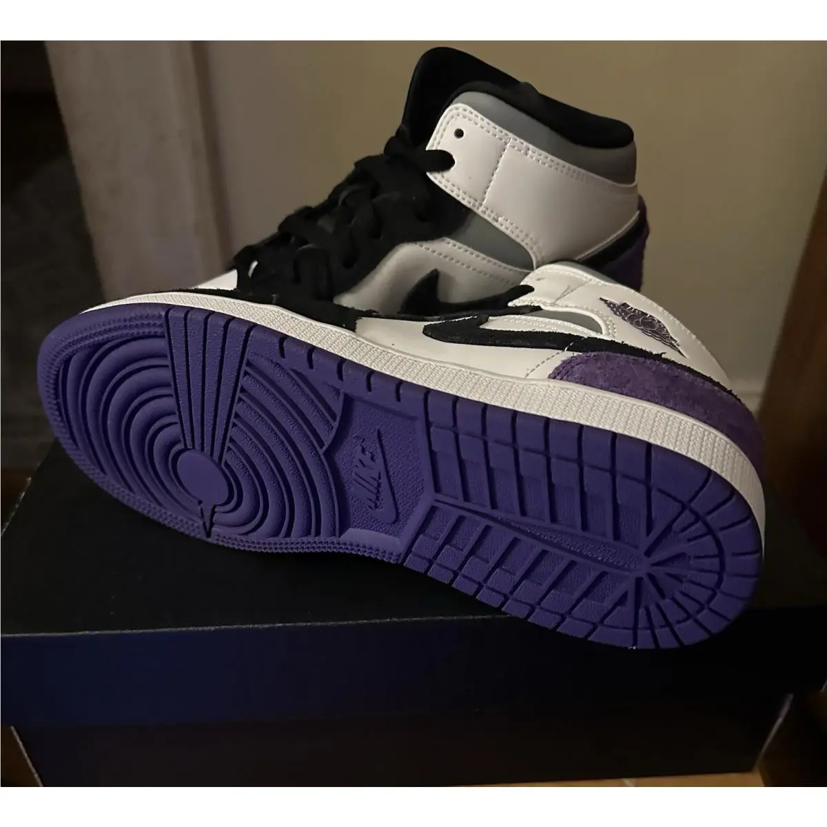 Nike shoes - Air Jordan 1 Mid SE - BQ6931-105 - Purple 0