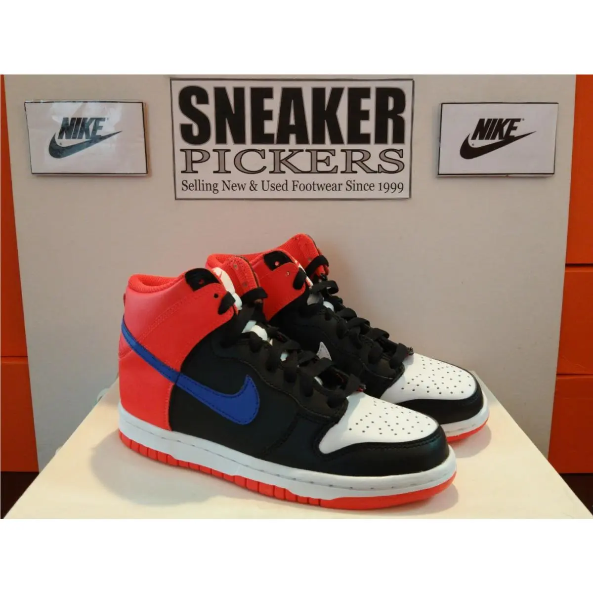Nike shoes - Nike Dunk High GS - Dunk High - Black / Orange 2