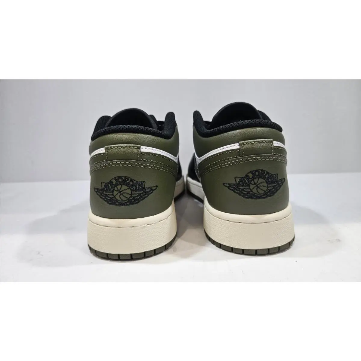 Nike shoes - Air Jordan 1 Low - Air Low - Green 3