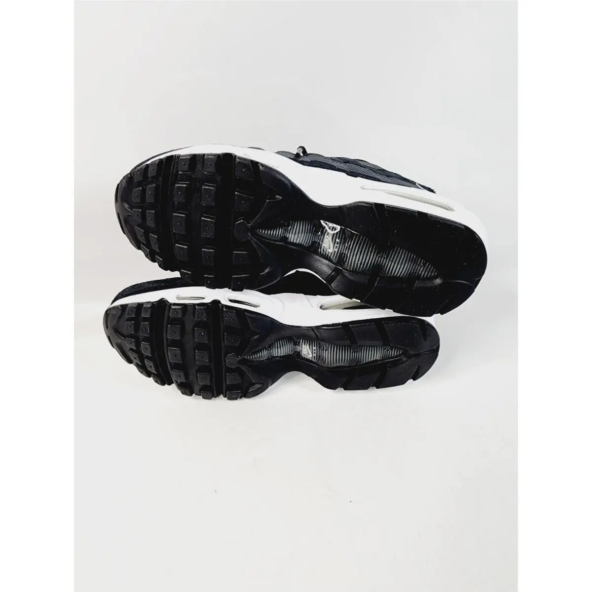 Nike shoes - Black 4