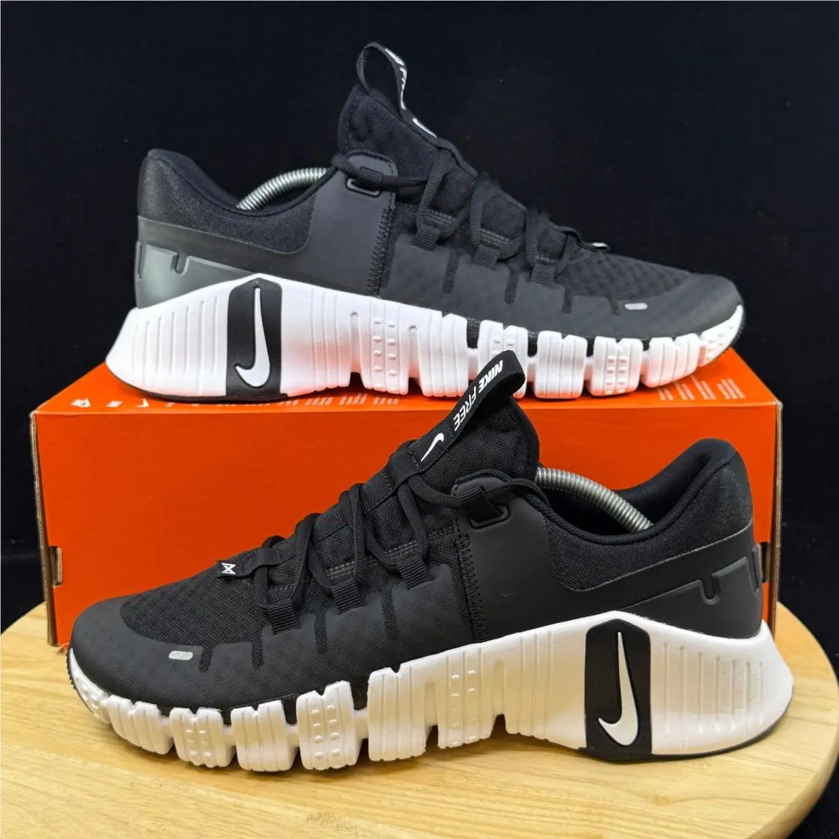 Nike Free Metcon 5 Black White Workout Shoes DV3949-001 Men’s Size 10