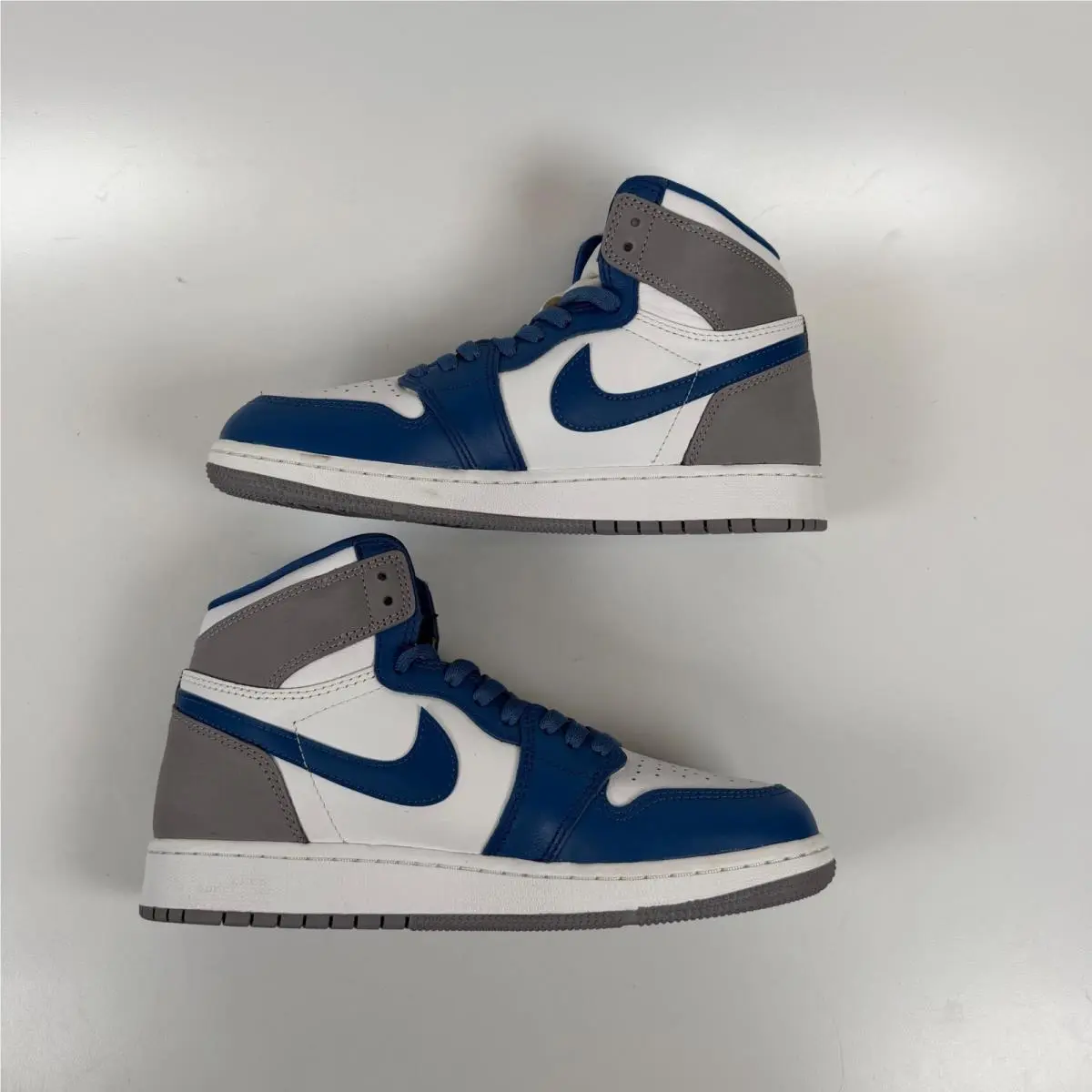 Nike shoes - Jordan 1 Retro High OG True Blue GS - Blue 1