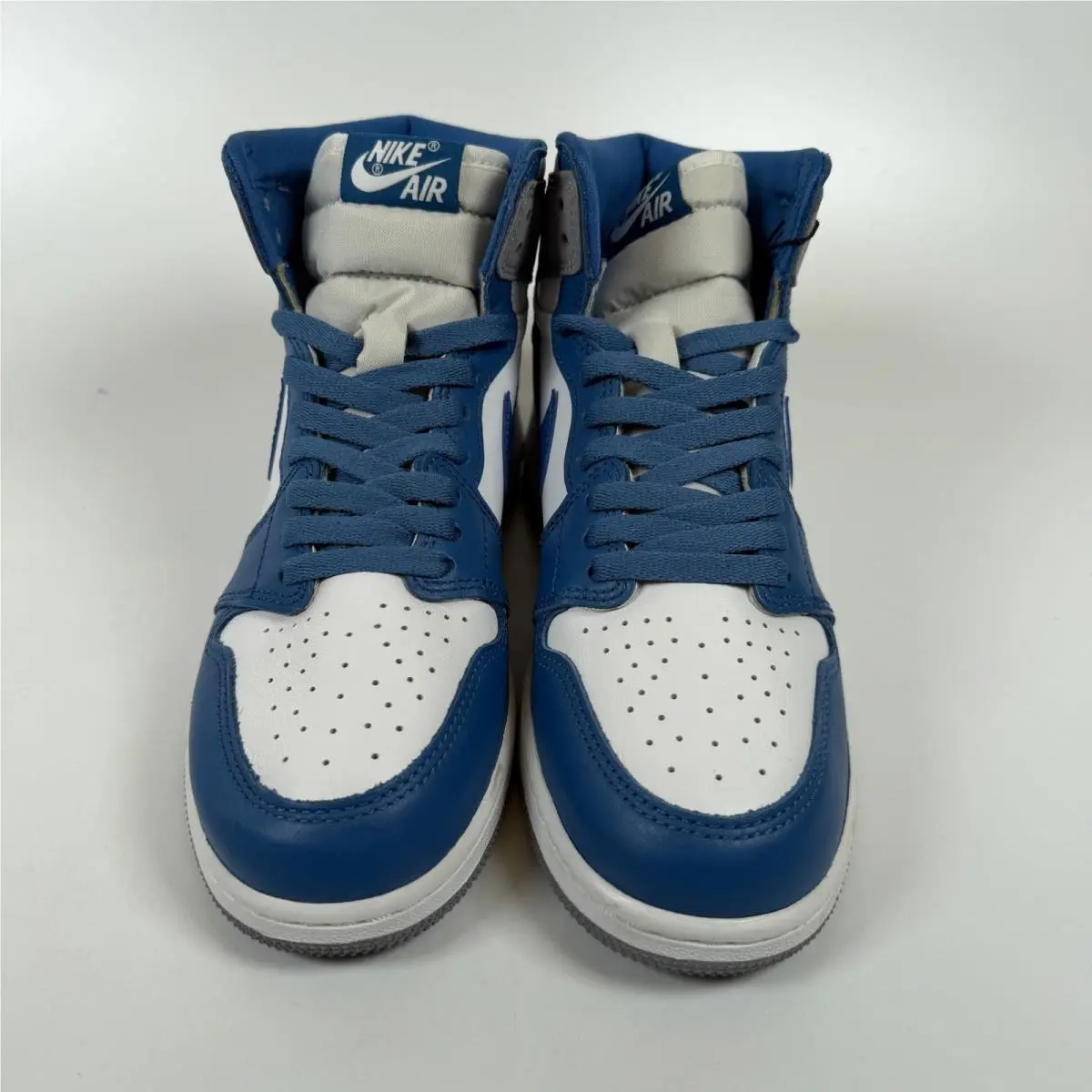 Nike shoes - Jordan 1 Retro High OG True Blue GS - Blue 2