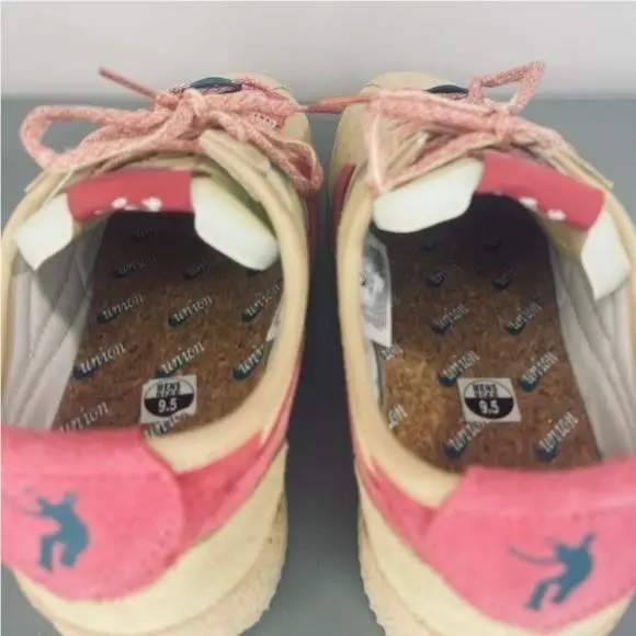 Nike shoes - Beige (UPC: 195870589677) 5