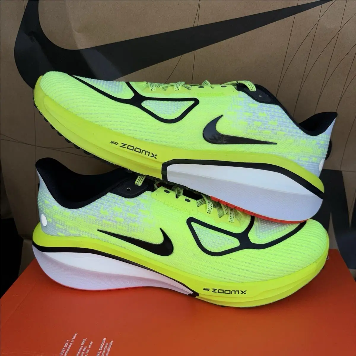 Nike shoes - Nike Vomero 17 - Vomero - FZ8587-700 - Green 0