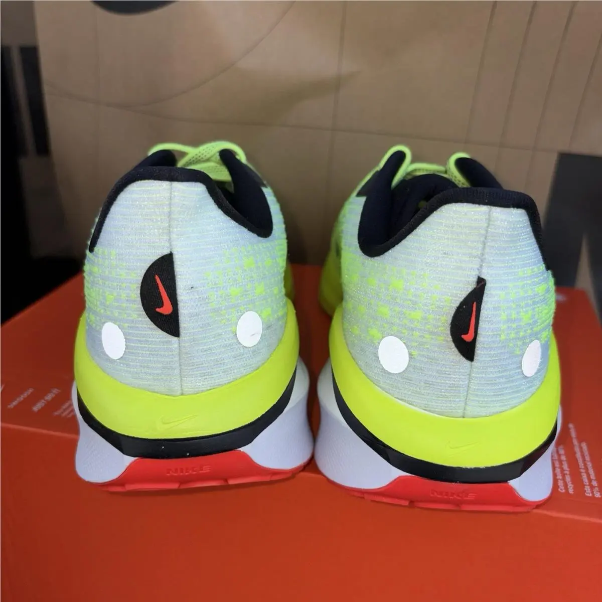 Nike shoes - Nike Vomero 17 - Vomero - FZ8587-700 - Green 3