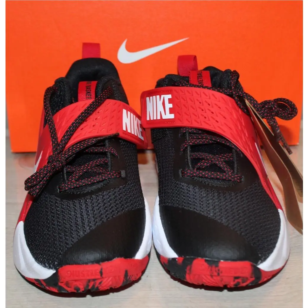 Nike shoes - Nike Team Hustle D 12 - Black 1