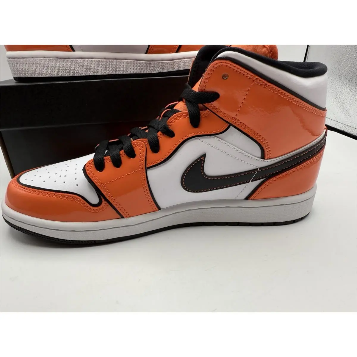 Nike shoes - Jordan Air 1 Mid GS - Orange (UPC: 0194501265423) 3
